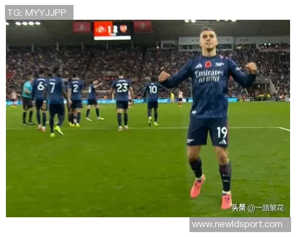 希曼表示更倾向于让约克雷斯踢前锋而非梅里诺担任伪九号位